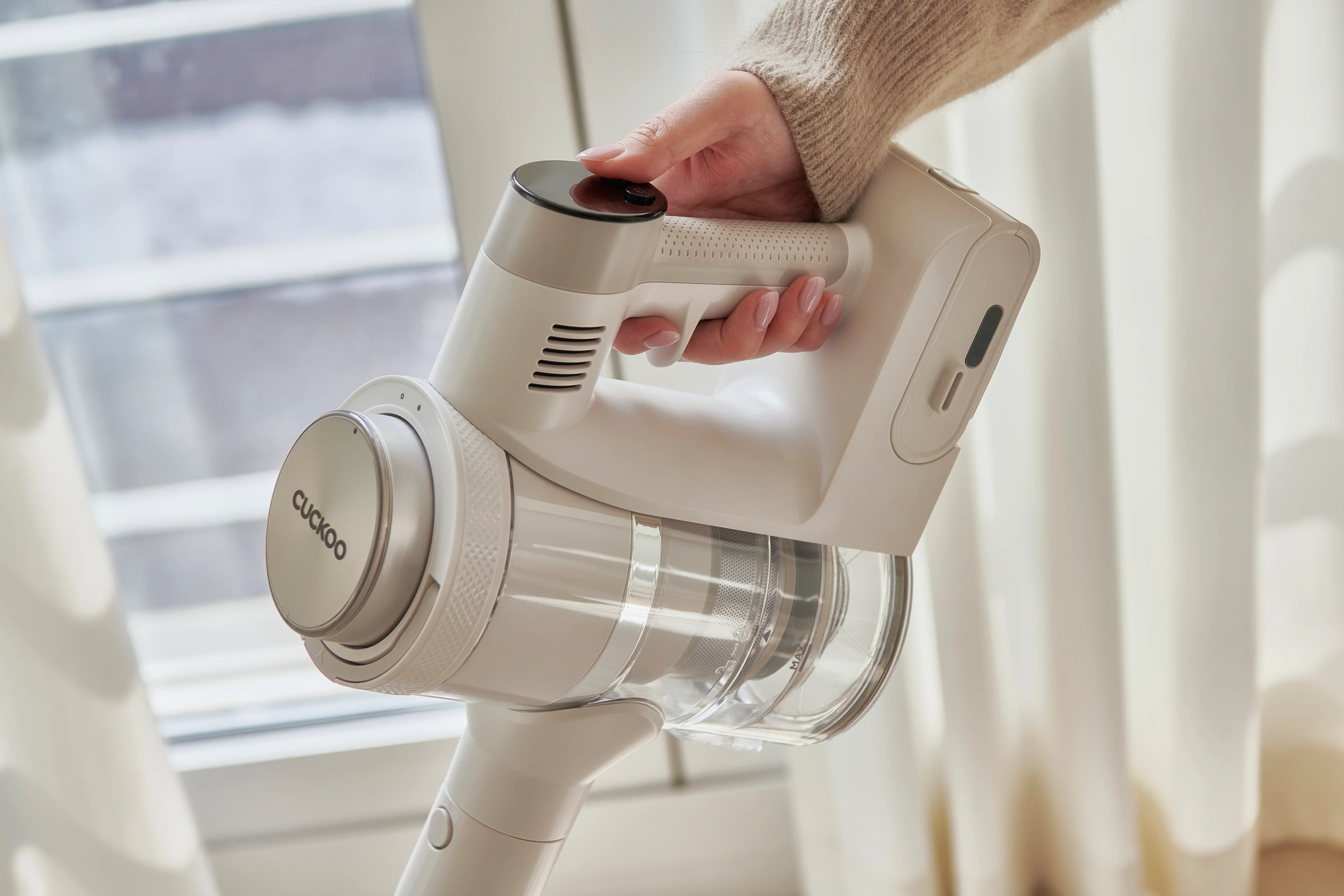 CUCKOO Power-Clon LINE Dual-Spin Vacuum & Mop (CVC-L1610NW) - Image 8